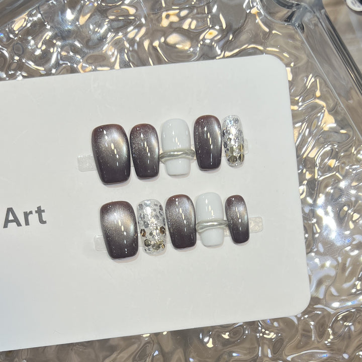 Elegant Stiletto Press-On Nail Set with Decorative Accents Bowlift