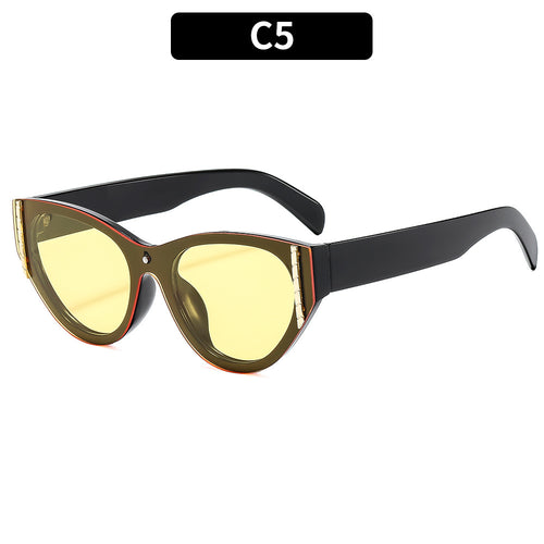 Fashionable Cat-Eye Sunglasses with Gold Accents