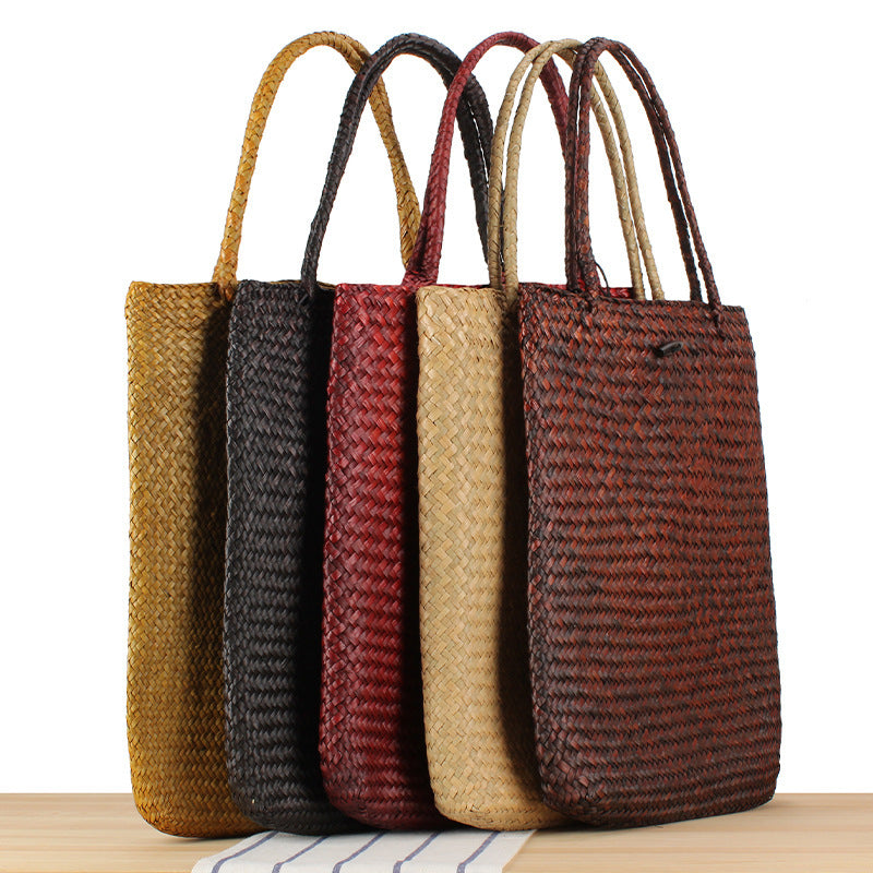 Generous basket bag with sealed closure Bowlift