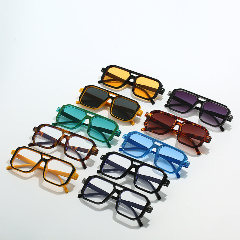 Ladies fashionable sunglasses in modern octagonal design Bowlift