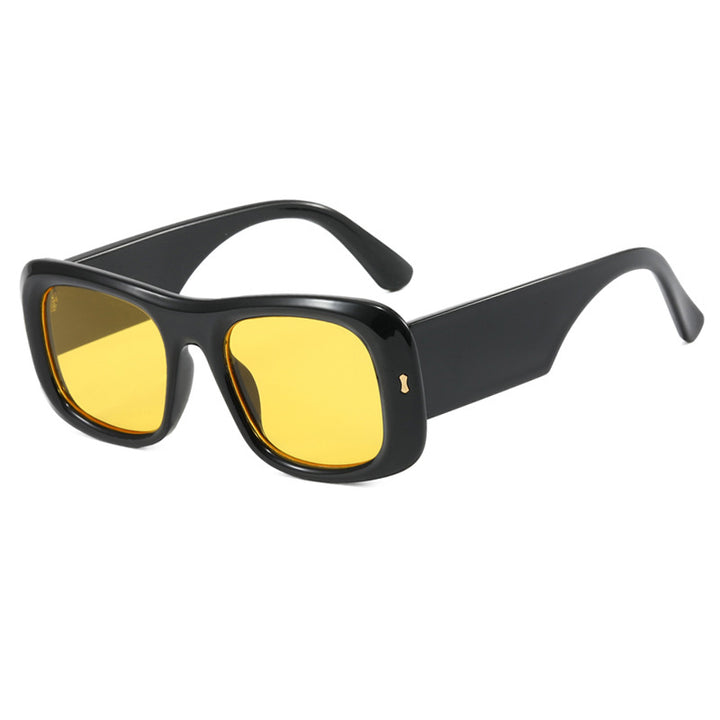 Women's square sunglasses with reflective protective lenses and modern frame construction Bowlift
