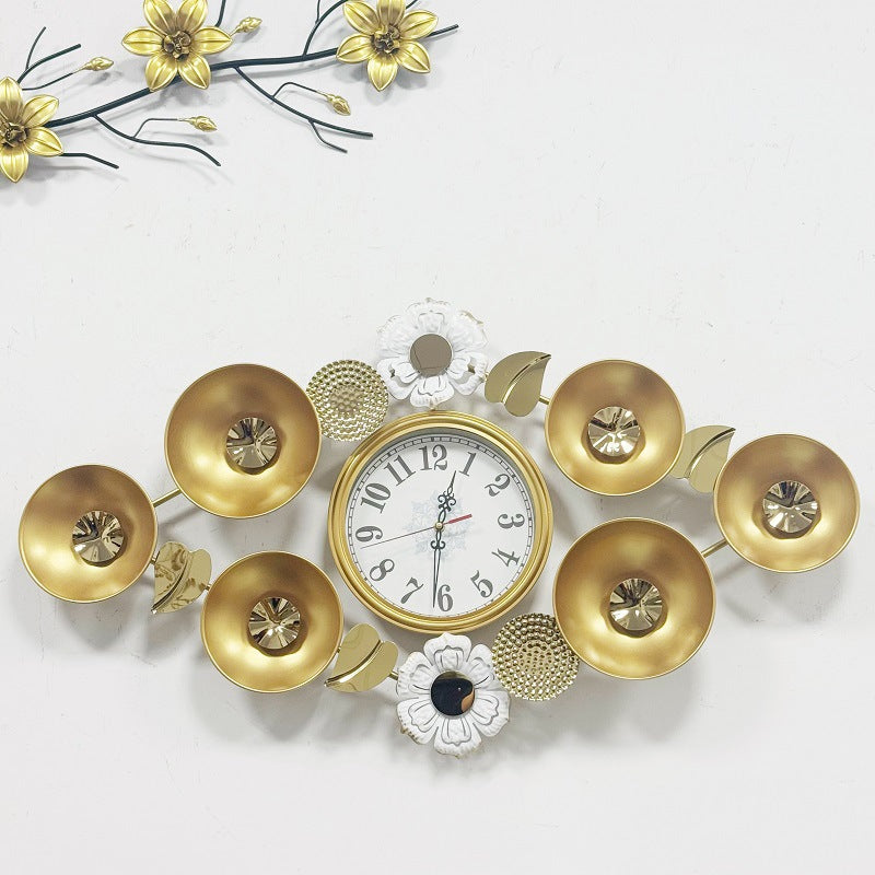 Elegant Decorative Wall Clock with Floral Accents Bowlift