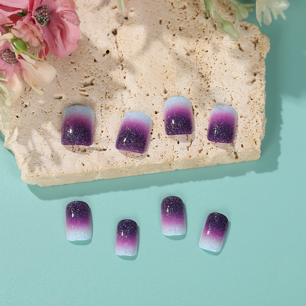 Acrylic nails with luxurious ombre effect Bowlift