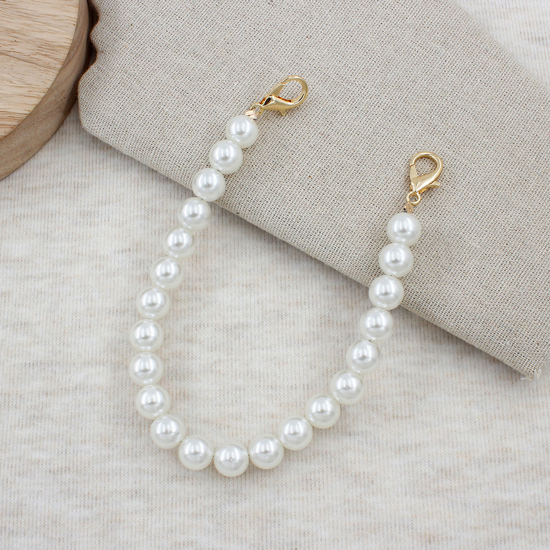 Elegant Pearl Accessory Bowlift