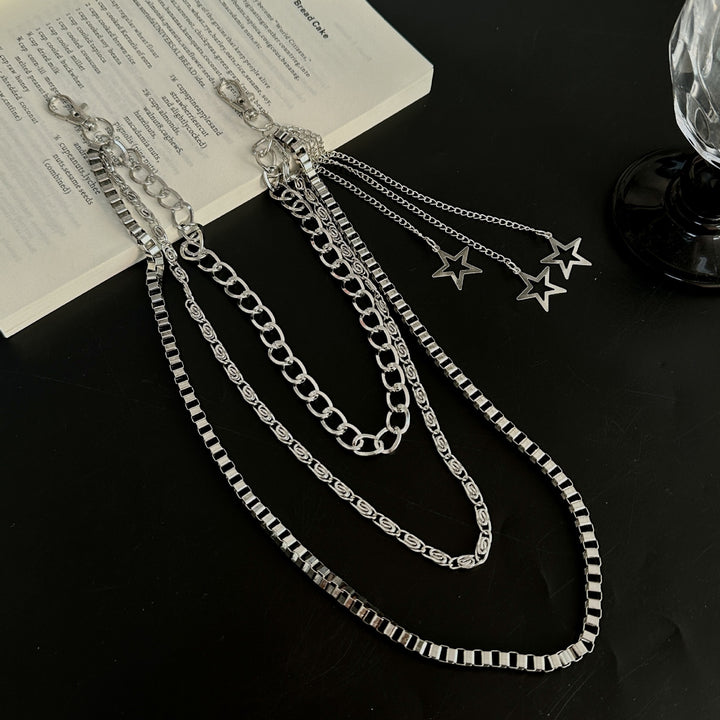 Fashionable chain belt with star pendants Bowlift