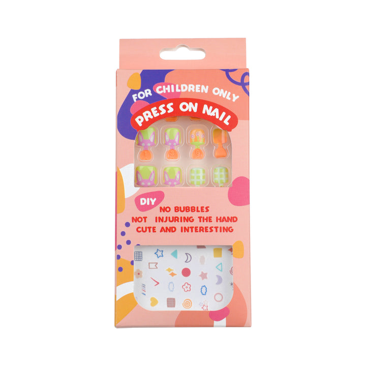 Artificial Nail Art with Panda Designs Bowlift
