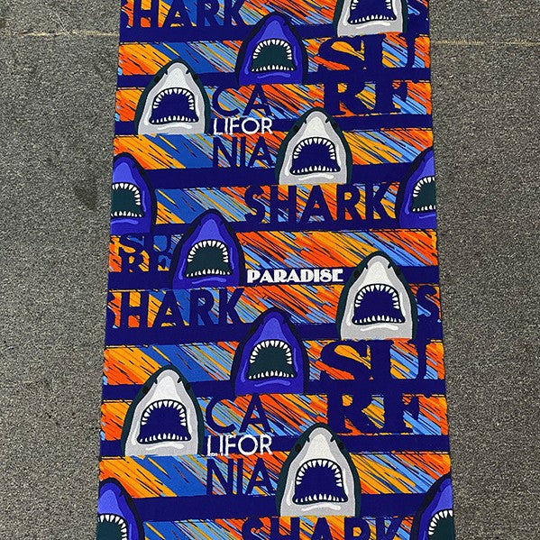 Beach towel with tropical flamingo design Bowlift