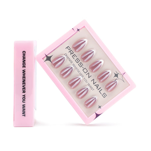 Artificial nail extensions in an elegant design Bowlift