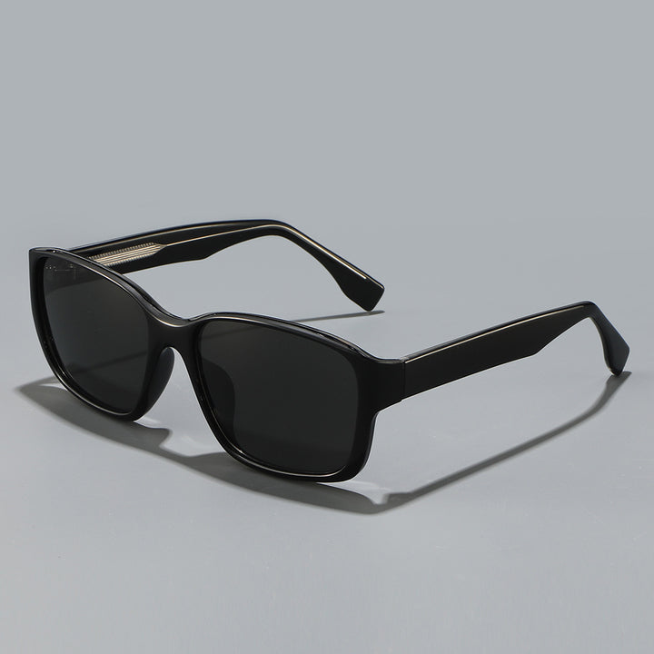 Women's sunglasses in a modern oversized style Bowlift