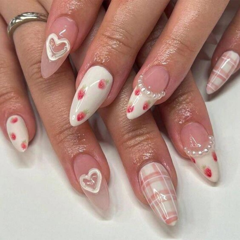 Animal-Inspired Press-On Nail Art Set Bowlift