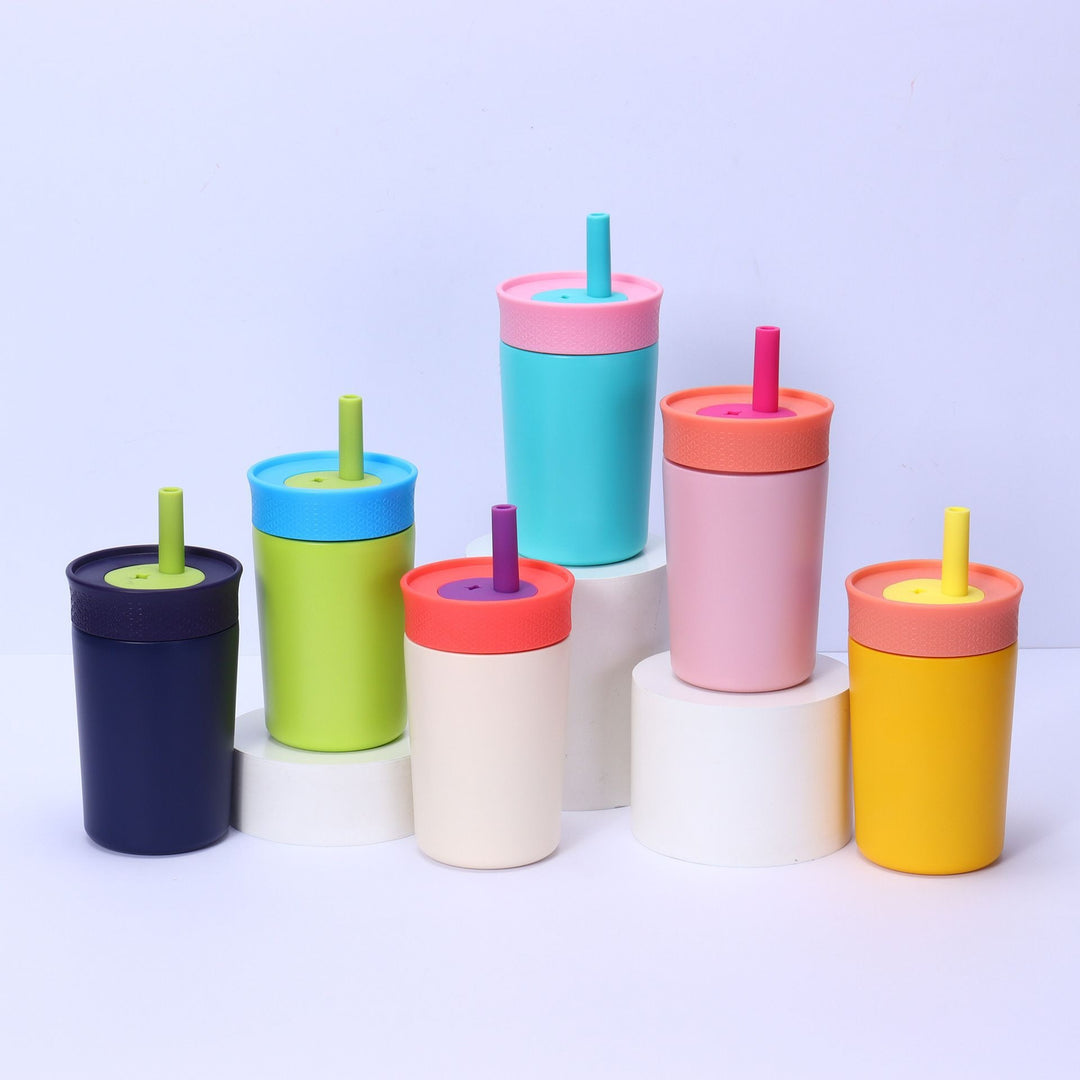 Women insulated coffee cup with integrated straw Bowlift