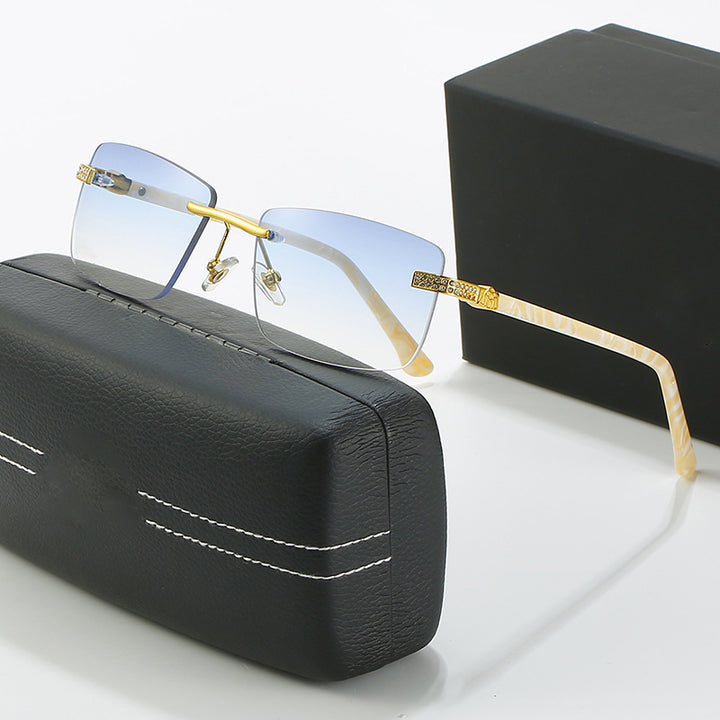 Women elegant sunglasses with stylish metal frame Bowlift