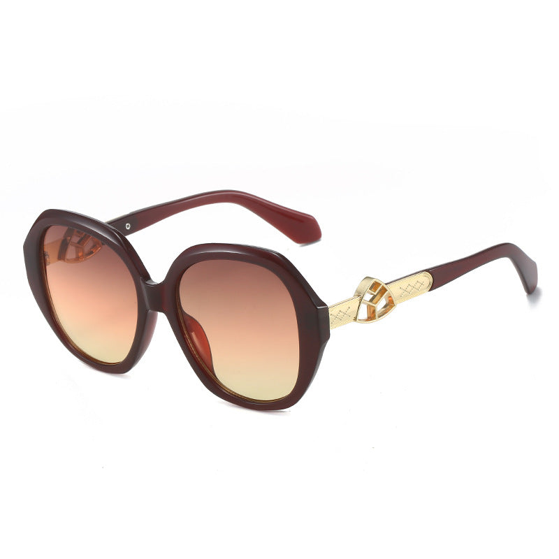 Women's Oversized Sunglasses with Golden Accents Bowlift
