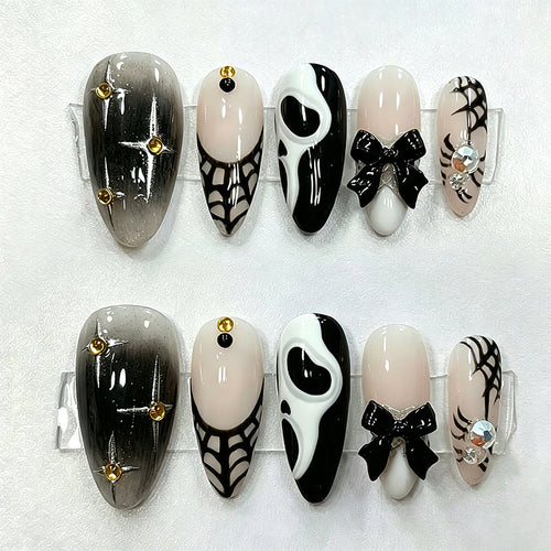 Halloween-style artificial nails Bowlift