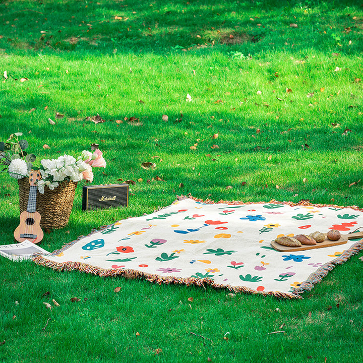 Cozy Graphic Throw Blanket