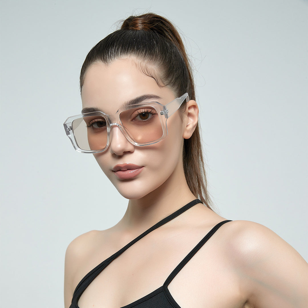 Women's stylish square sunglasses in modern tortoiseshell design Bowlift