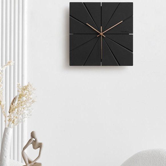 EchoTime - Wall clock with silent sweep Bowlift