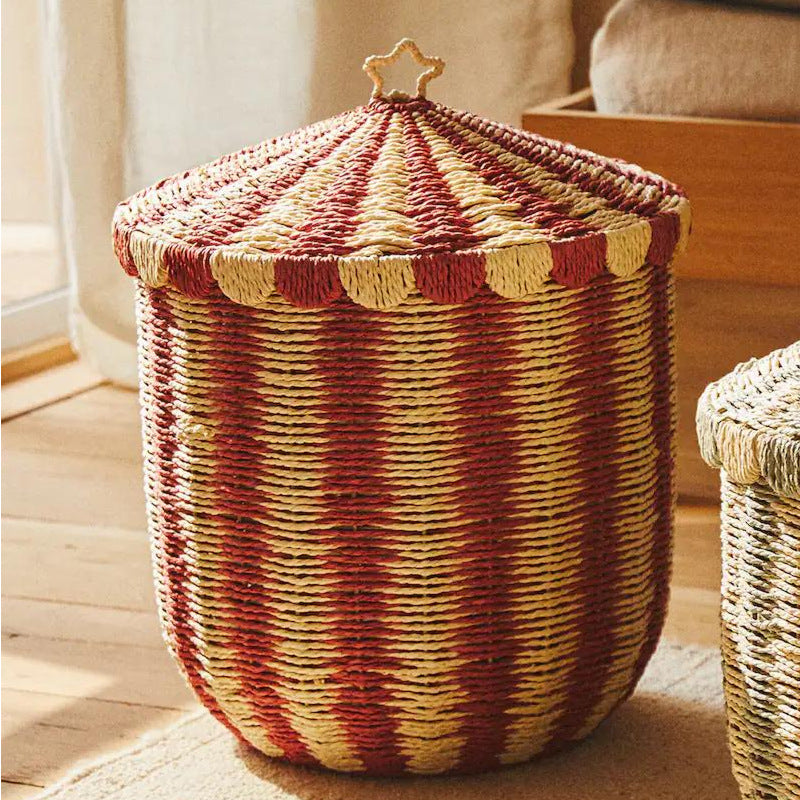Handmade storage basket in playful design Bowlift