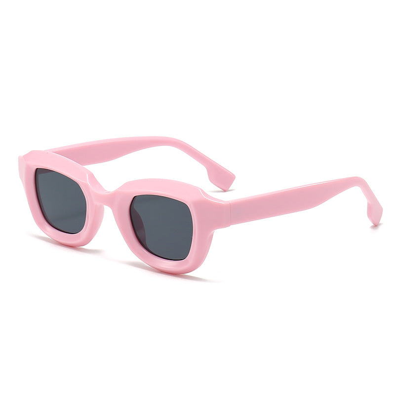 Women Fashion Sunglasses in Trendy Design Bowlift