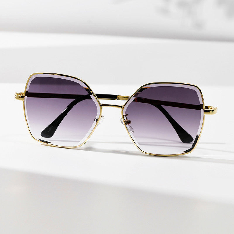 Women geometric sunglasses with fashionable gold frame Bowlift