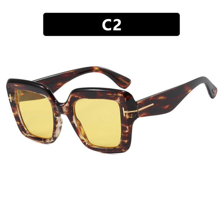 Women's square sunglasses with comfortable plastic frame and UV protection Bowlift