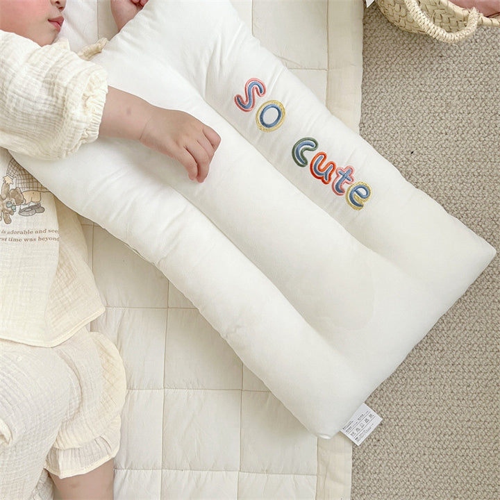 Unisex cuddly blanket with a cheerful animal motif Bowlift