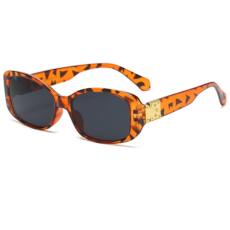 Women's fashionable oversized sunglasses with unique design Bowlift