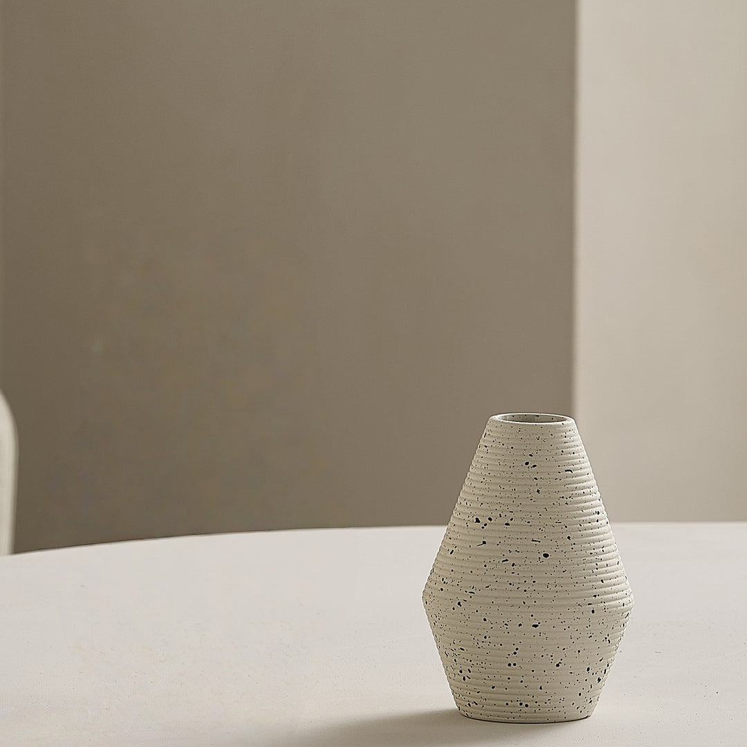 Elegant and Artistic Ceramic Vase Bowlift