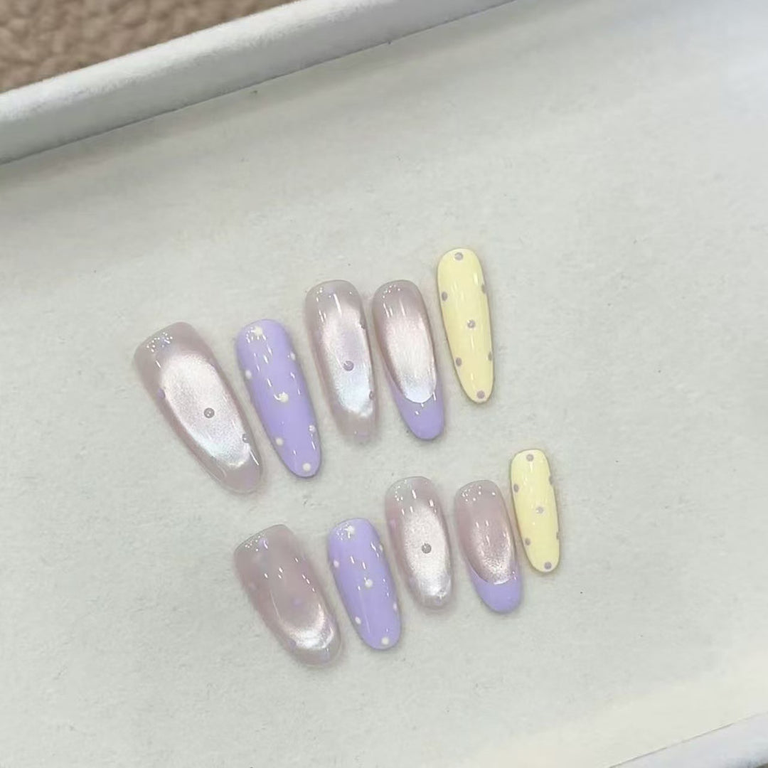 Elegant Press-On Nail Design Set Bowlift