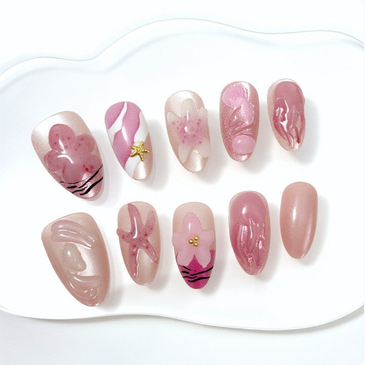 Artificial nails with floral accents Bowlift