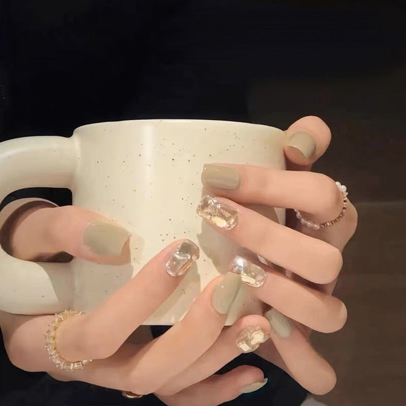 Glamorous Stiletto Press-On Nails with Crystal Accents Bowlift