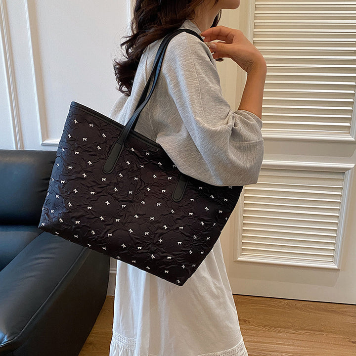 Quilted Tote Bag with Pattern Bowlift