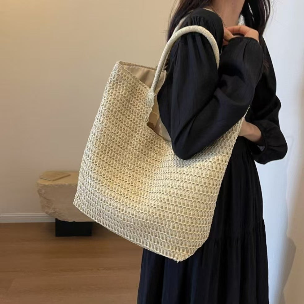 Stylish shopping bag Bowlift