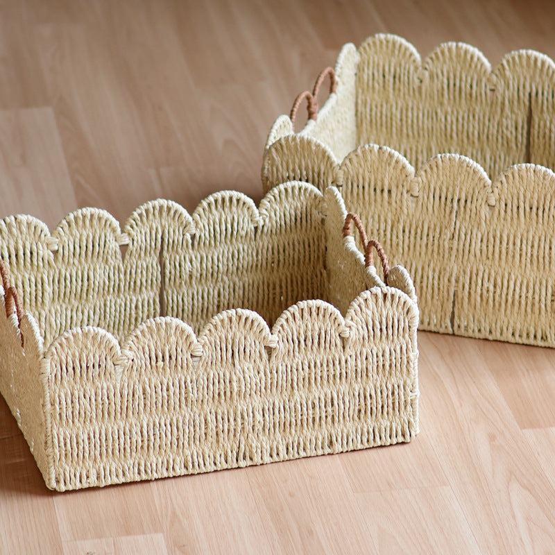 Handwoven storage basket Bowlift