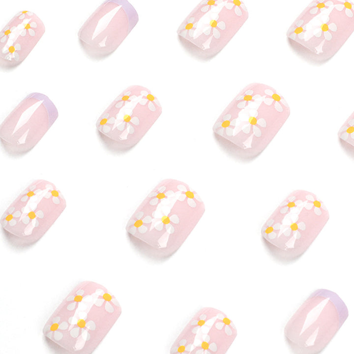 Artistic Nail Art with Flower Design and Gradient Bowlift