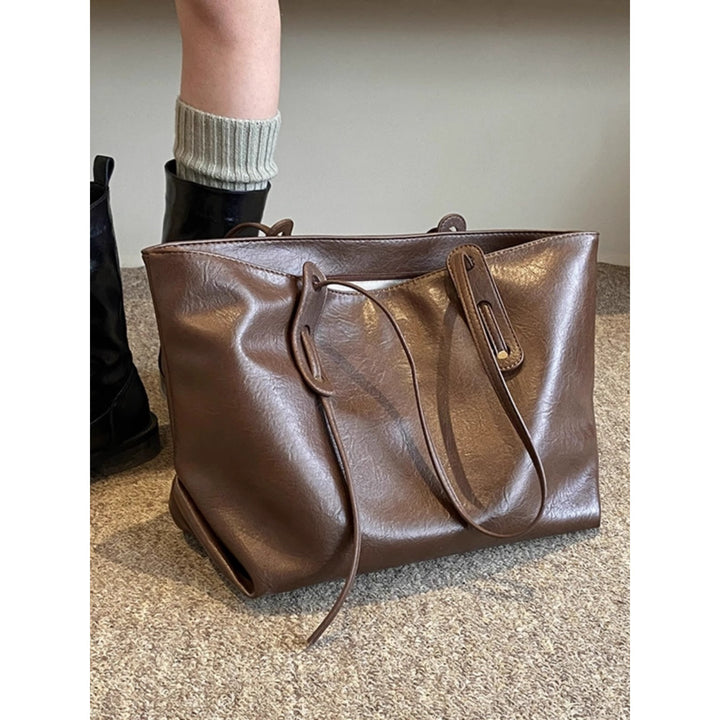 Fashion-Forward Bohemian Tote Bag Bowlift