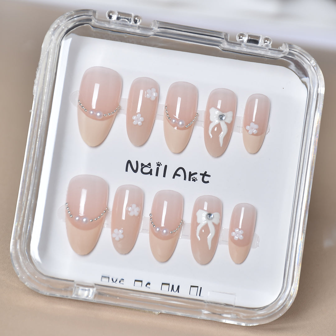 Premium Glamorous Press-On Nail Extensions Bowlift