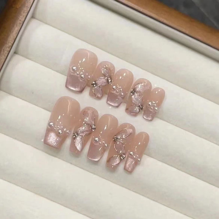 Artistic Floral Press-On Nail Set with Pearl Accents Bowlift