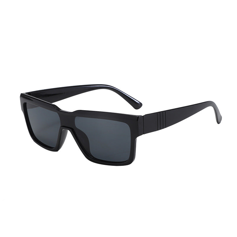 Women Fashion Sunglasses with Unusual Design Bowlift
