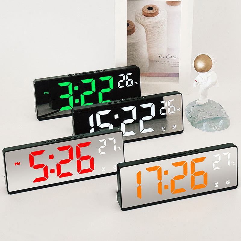 Digital alarm clock with mirror display and temperature function Bowlift