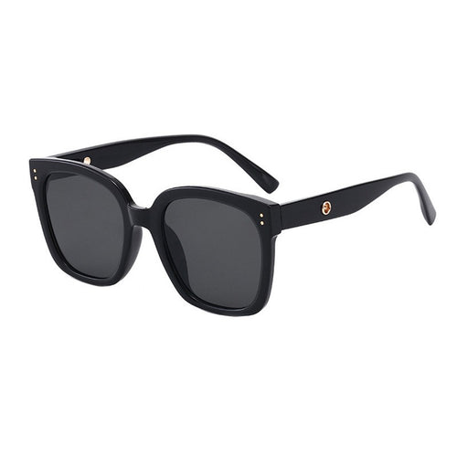 Ladies fashionable sunglasses in trendy design Bowlift
