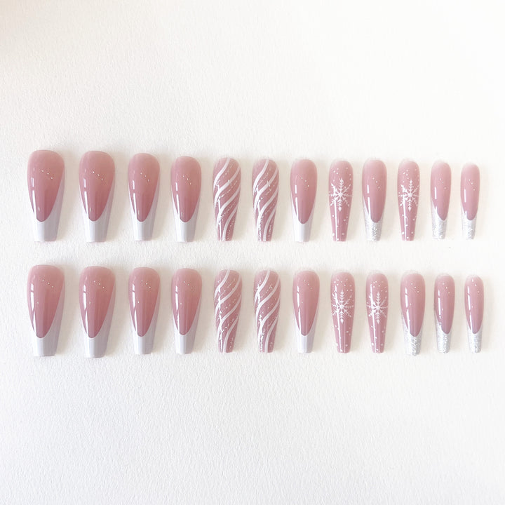 Elegant and creative art nails Bowlift