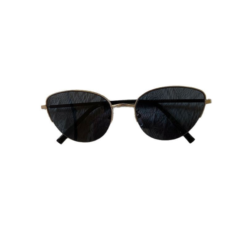 Fashionable Cat-Eye Sunglasses with Fine Metal Frame Bowlift