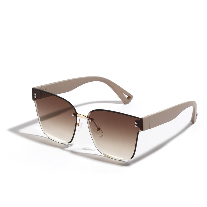 Ladies fashion sunglasses with elegant frame and wide lenses Bowlift