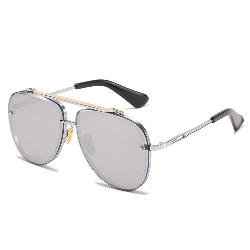 Women's Oversized Pilot Sunglasses with Adjustable Nose Pads and High-Quality Metal Frame Bowlift