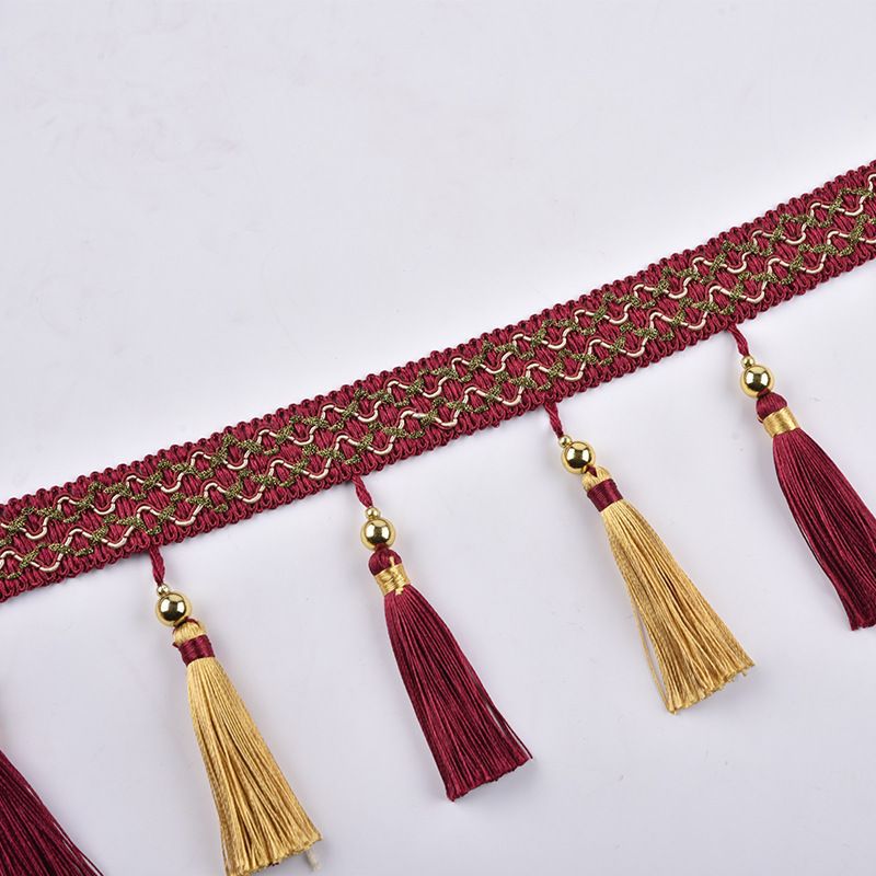 Decorative tassel trim Bowlift