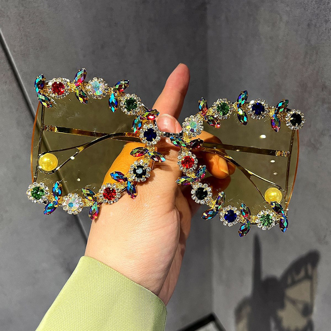 Women Trendy Sunglasses Bowlift