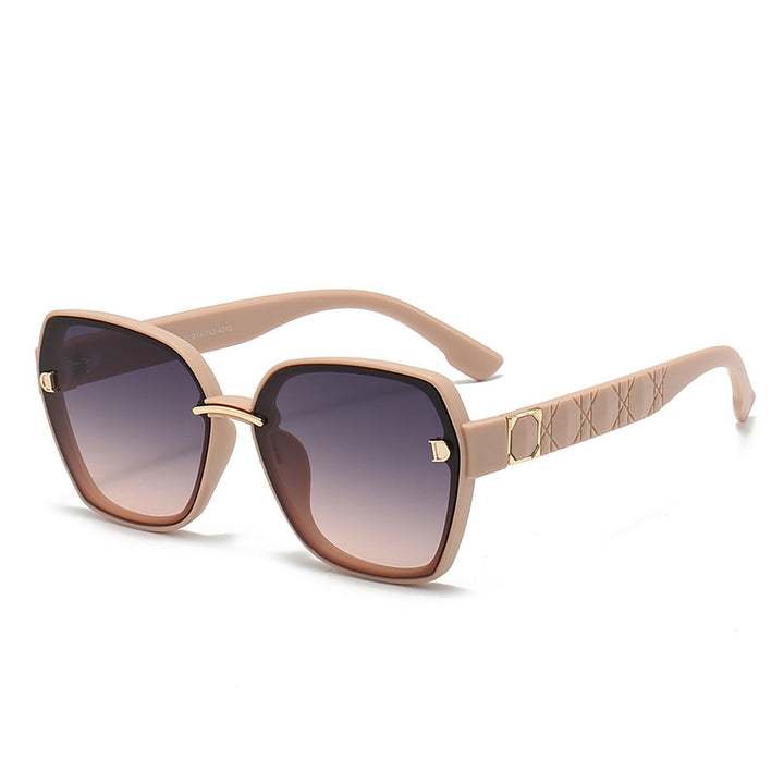 Ladies' sunglasses with a stylish, square frame and elegant details Bowlift