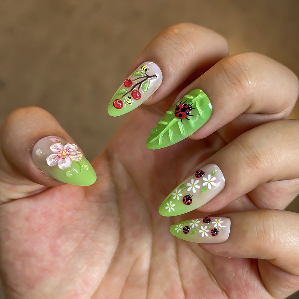 Botanical Themed Press-On Nail Kit Bowlift