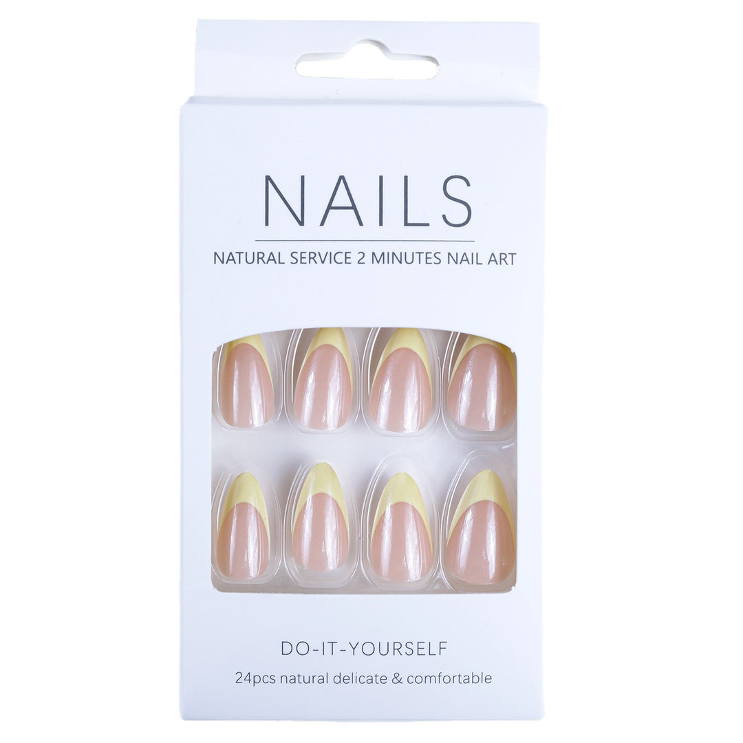 Artificial nails with elegant gradient and chic tips Bowlift